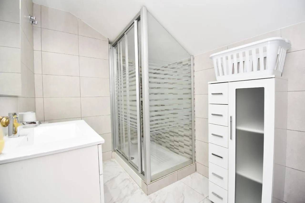 Apartamento Familiar Caracola Playa Fuengirola 0*,  Spain