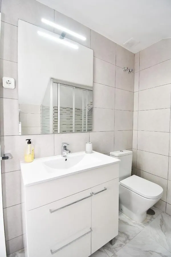 Apartment Apartamento Familiar Caracola Playa Fuengirola Spain