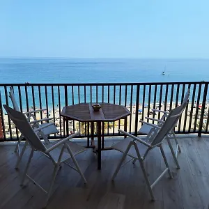 Paseo Maritimo Apartment